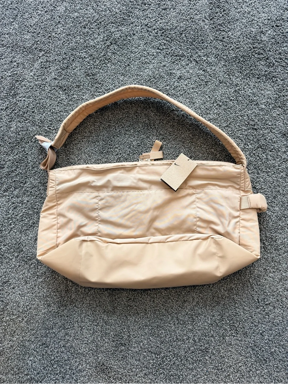 Nike shoulder tote